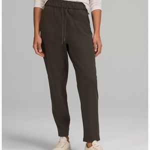 Stretch High-Rise Pant 7/8 Length OLIVE size 4